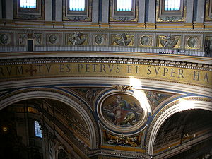 Mosaico con la scritta "Tu es Petrus et s...
